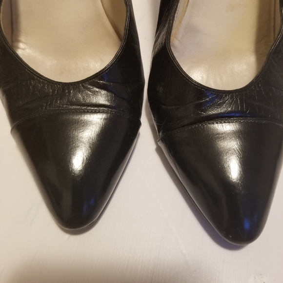 CHANEL Leather Black Heels Pumps. - Picture 7 of 14